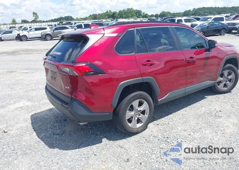 2022 Toyota Rav4 Xle z USA, uszkodzony, nr VIN 2T3W1RFV6NW227467